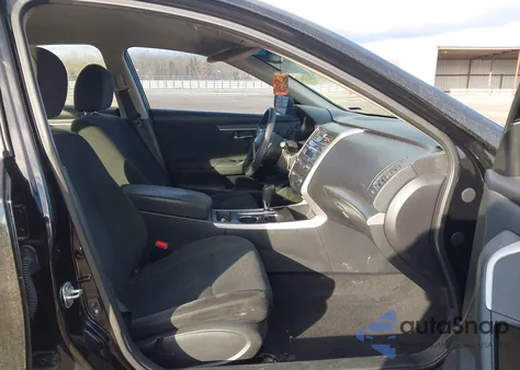 2015 Nissan Altima 2.5 from USA, damaged, VIN 1N4AL3AP9FC153580